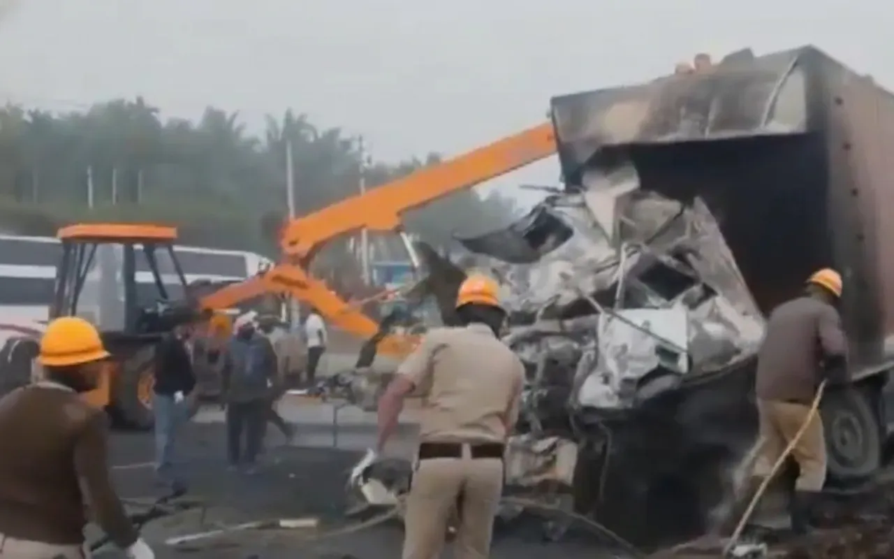 10 feared dead as sleeper bus catches fire after collision with truck in Karnataka