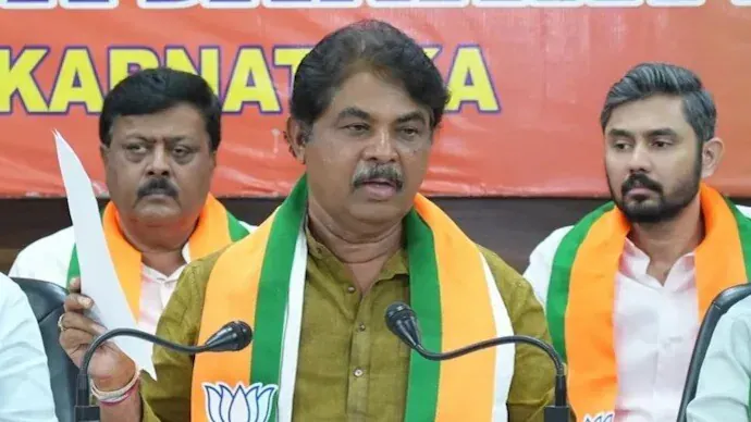 Karnataka BJP attacks government over decision to ditch EVMs