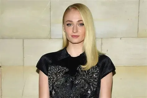 Sophie Turner on Steal: “I like high-stakes stories, I don’t want to be in boring movies”