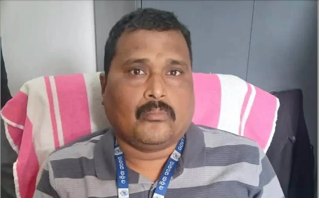 Odisha Vigilance Arrests Revenue Inspector for Accepting Rs 10,000 Bribe in Cuttack