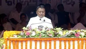 Odisha CM Mohan Majhi Unfurls Tricolour at Barabati Stadium, Highlights Constitution and National Progress