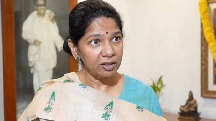 Kanimozhi Accuses Centre of Hindi Imposition After Chennai Railway Signage Row