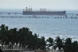 US seizes Venezuela‑linked, Russian‑flagged tanker after weeks‑long Atlantic pursuit