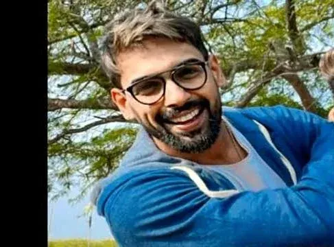 Odia Jatra Actor Piyush Tripathy Returns to Stage Amid Contract Dispute, Denies Receiving Court Notice