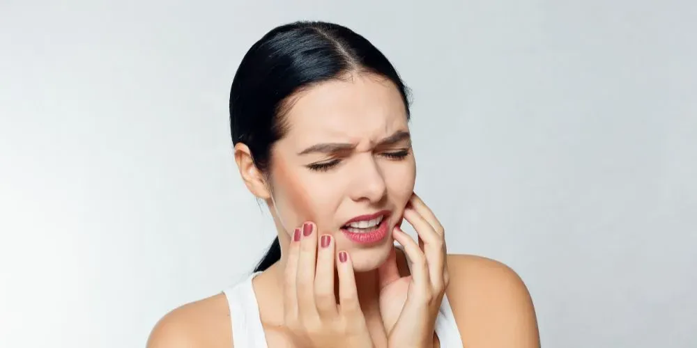 5 Daily Habits That Are Slowly Weakening Your Tooth Enamel