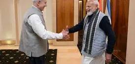 Cultural Gesture: Netanyahu Wears Traditional Indian Attire for Dinner with PM Modi.