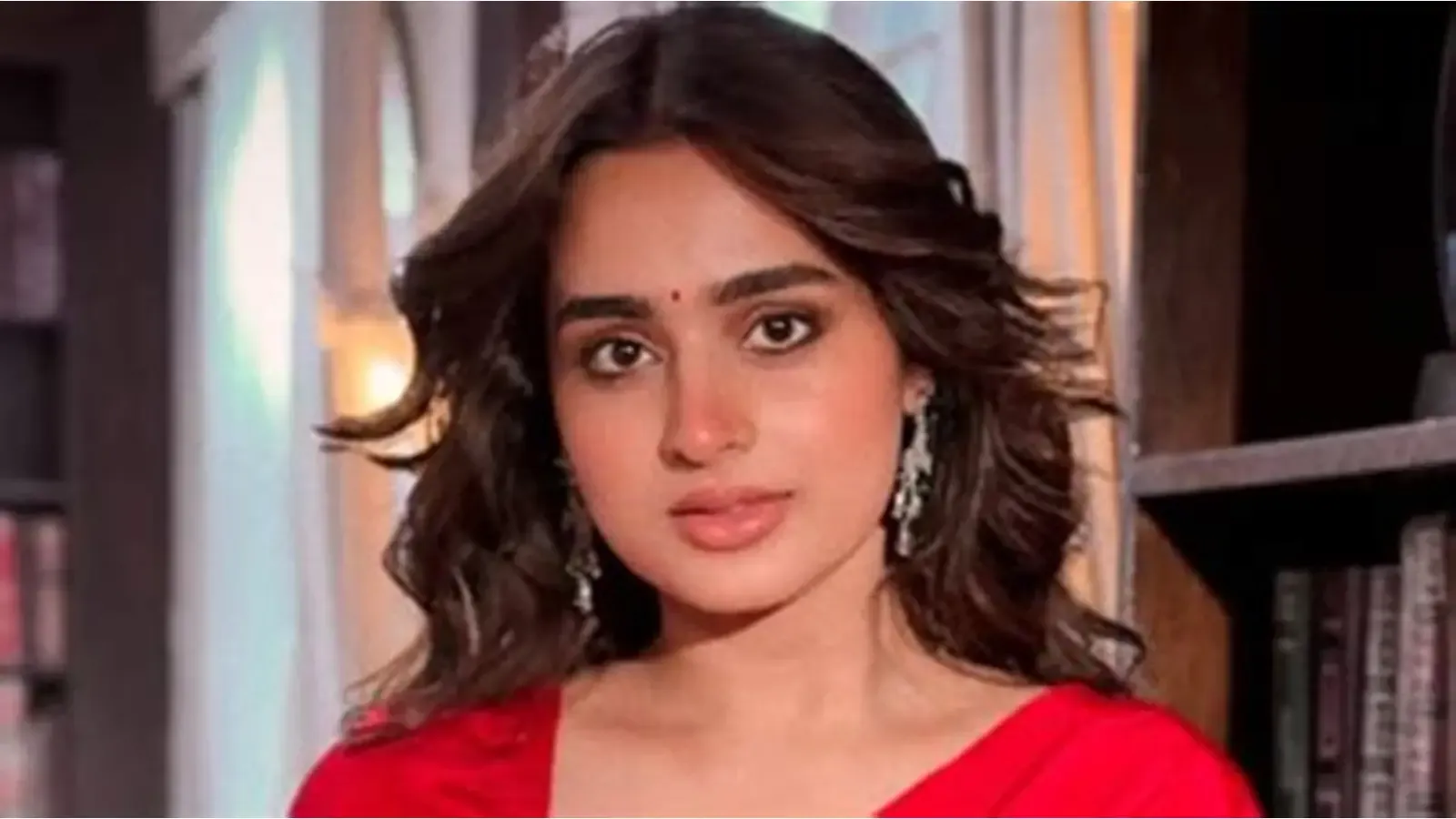 Ayesha Khan Speaks Out on AI Misuse: “It’s Scary How Easily Reality Is Being Manipulated”