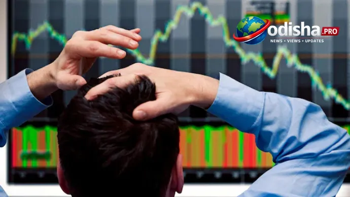 ସେନ୍ସେକ୍ସ 1,900 ପଏଣ୍ଟ ଧସ: ଯୁଦ୍ଧ ଓ ତେଲ ଦର ବୃଦ୍ଧିରେ ବଜାରରେ ଭୟଭୀତ ପରିସ୍ଥିତି