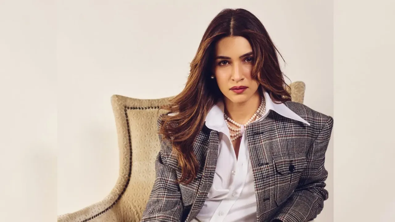 ବିବାହ ପ୍ରଶ୍ନରେ କ୍ରିତି ସାନନ୍‌ଙ୍କ ତୀକ୍ଷ୍ଣ ପ୍ରତିକ୍ରିୟା: ‘ଆପଣ ଚାଚିଜୀ କି?’