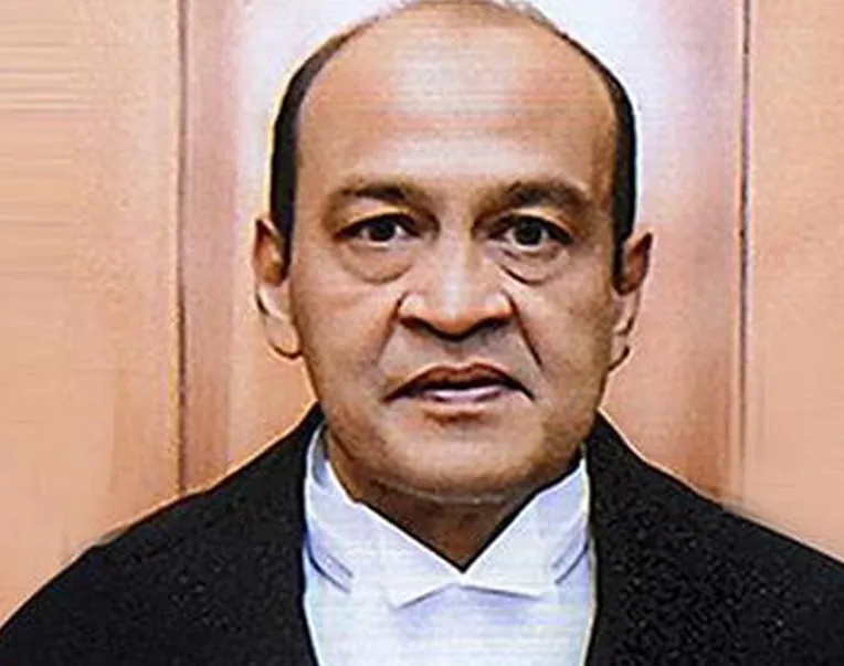 ‘କ୍ୟାଶ୍‌-ଏଟ୍‌-ହୋମ୍‌’ ବିବାଦ ପରେ ଏକ ବର୍ଷ: ଆଲାହାବାଦ ହାଇକୋର୍ଟ ନ୍ୟାୟାଧୀଶ ଯଶୱନ୍ତ ବର୍ମାଙ୍କ ଇସ୍ତଫା, ତଦନ୍ତ ଜାରି