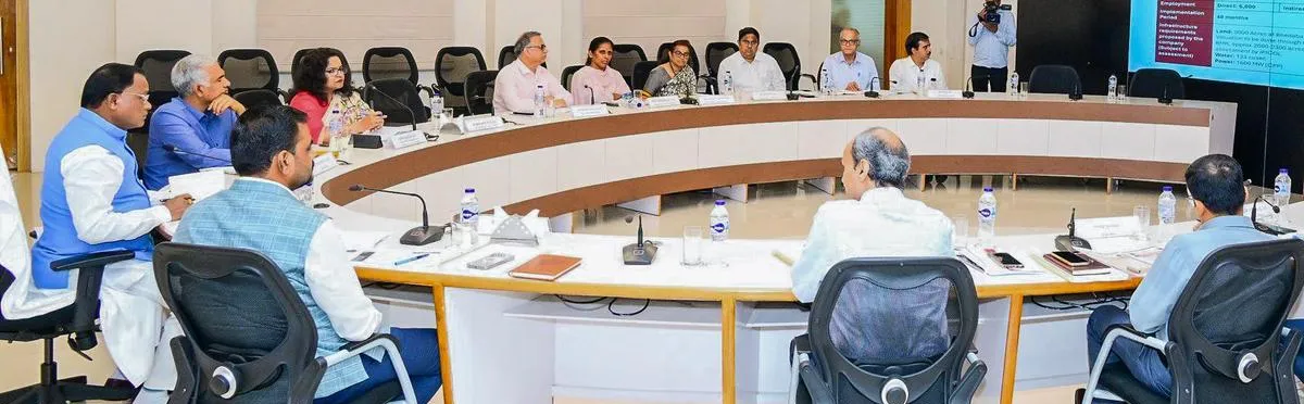 ଓଡିଶା କ୍ୟାବିନେଟ୍‌ର ୧୧ଟି ପ୍ରସ୍ତାବ ଅନୁମୋଦନ, ୩୪୦୦ କୋଟିର ‘ଅଟଳ ବସ୍‌ ଷ୍ଟାଣ୍ଡ’ ଯୋଜନାକୁ ମଞ୍ଜୁରୀ