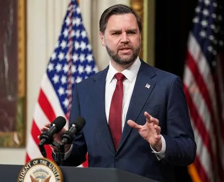 ଶାନ୍ତି ଆଲୋଚନା ପୂର୍ବରୁ ବଡ଼ ଚୁକ୍ତିର ଇଚ୍ଛା: ଟ୍ରମ୍ପଙ୍କ ଯୋଜନା ବିଷୟରେ ଭାନ୍ସଙ୍କ ସଙ୍କେତ