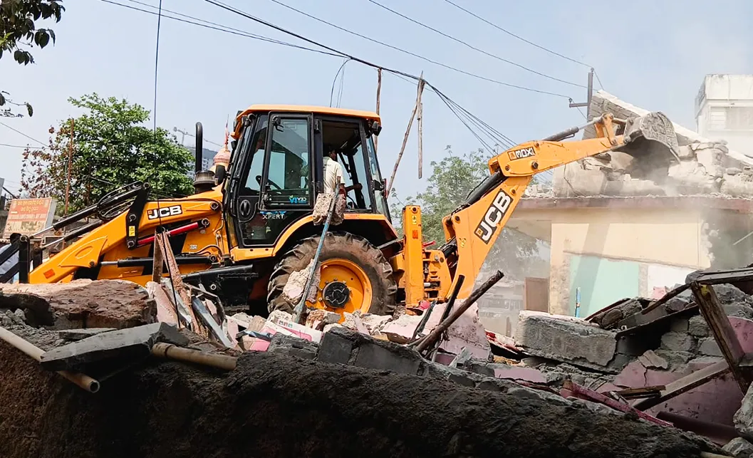 ଭୁବନେଶ୍ୱରରେ ବଡ଼ ଉଚ୍ଛେଦ ଅଭିଯାନ: ୬୮ ଏକର ଜମିରୁ ଅବୈଧ ଦଖଳ ହଟାଇଲା BDA