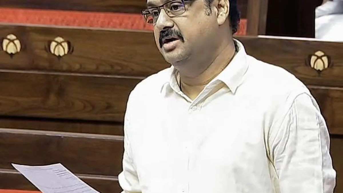 ଇଣ୍ଡି ଜୋଟ ବୈଠକରେ ବିଜେଡି ସାଂସଦଙ୍କ ଉପସ୍ଥିତିକୁ ନେଇ ରାଜନୈତିକ ଅଟକଳନା ବଢ଼ିଲା