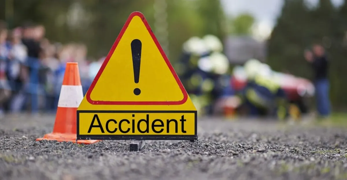 ବୋଲାଙ୍ଗୀରରେ ବସ୍‌ ତଳେ ପଡି ବାଇକ୍‌ ଚାଳକଙ୍କ ମୃତ୍ୟୁ; CCTV ଫୁଟେଜ୍‌ ଆସିଲା ସାମ୍ନାକୁ