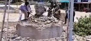 ଉନ୍ମୋଚନ ପୂର୍ବରୁ ଦାମୋଦର ରାଉତଙ୍କ ପ୍ରତିମୂର୍ତ୍ତି ଭଙ୍ଗିଲା ବନ ବିଭାଗ, ଜଗତସିଂହପୁରରେ ଅସନ୍ତୋଷ