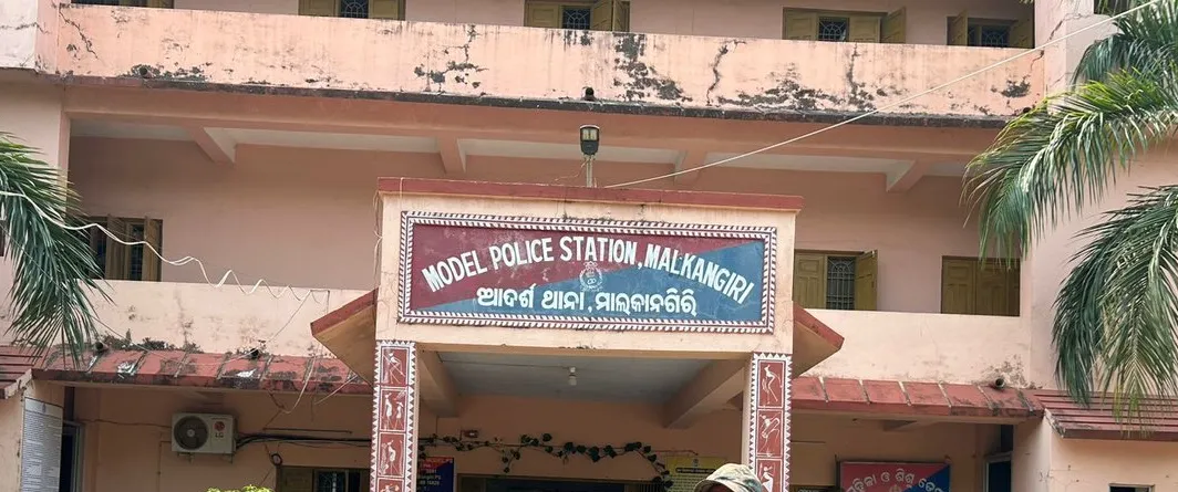 ସମର କୋର୍ସ ନା ଶିଶୁ ପାଚାର? ମାଲକାନଗିରିରେ ବସରୁ ୧୫ ନାବାଳକ-ନାବାଳିକା ଉଦ୍ଧାର