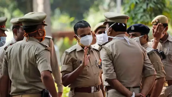 କେରଳରେ ସେକ୍ସ ରାକେଟ୍‌ ଉପରେ ପୋଲିସର ବଡ଼ ଚଢ଼ାଉ, ଅବୈଧ ଭାବେ ରହୁଥିବା 2 ବାଂଲାଦେଶୀ ମହିଳା ଗିରଫ