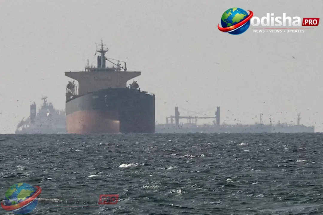 ଅଧିକ ଝୁମ୍ପ, ବଢ଼ୁଥିବା ପ୍ରିମିୟମ୍: ପଶ୍ଚିମ ଏସିଆ ଯୁଦ୍ଧ କିପରି ଶିପିଂ ସଙ୍କଟକୁ ବଢ଼ାଉଛି