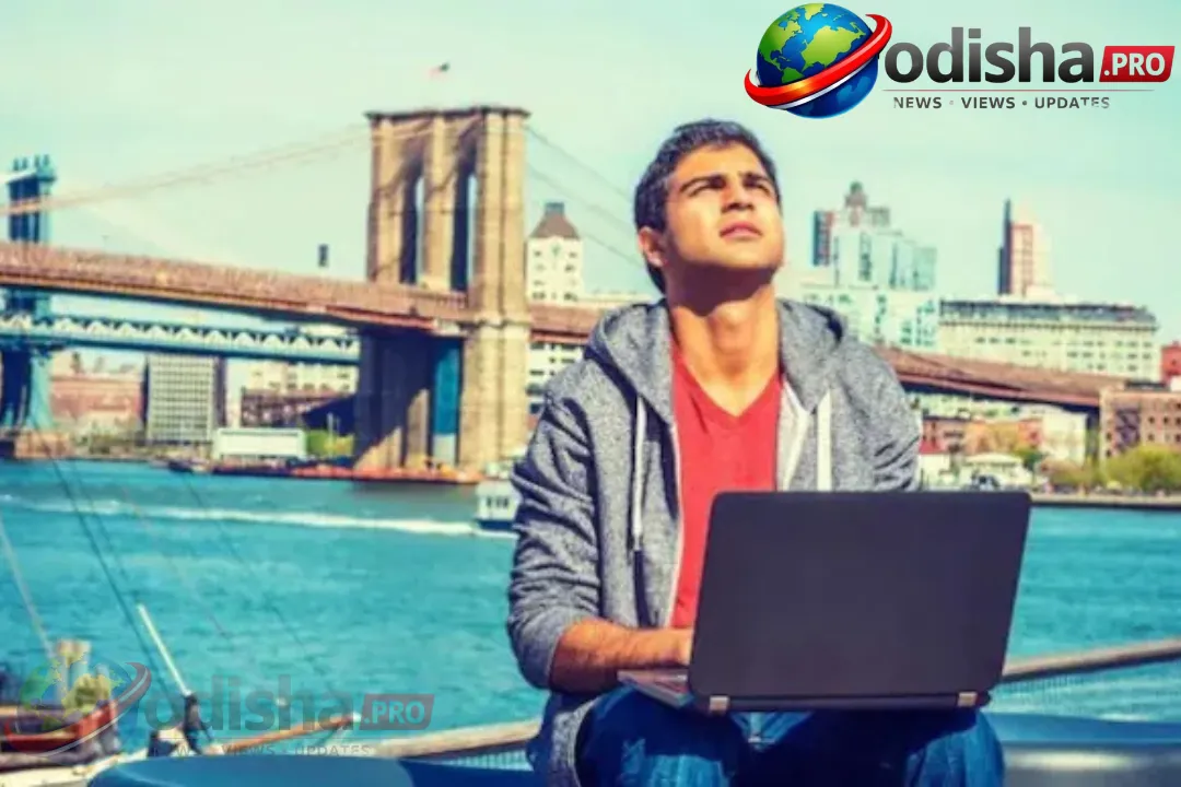 ଭିସା ଟ୍ରାପ୍: ବଢ଼ୁଥିବା ଫିସ୍ ଓ ଅନିଶ୍ଚିତ ଫଳାଫଳରେ ହଲୁଚି ଭାରତୀୟ ଷ୍ଟଡି ଅବ୍ରୋଡ୍ ସ୍ଵପ୍ନ