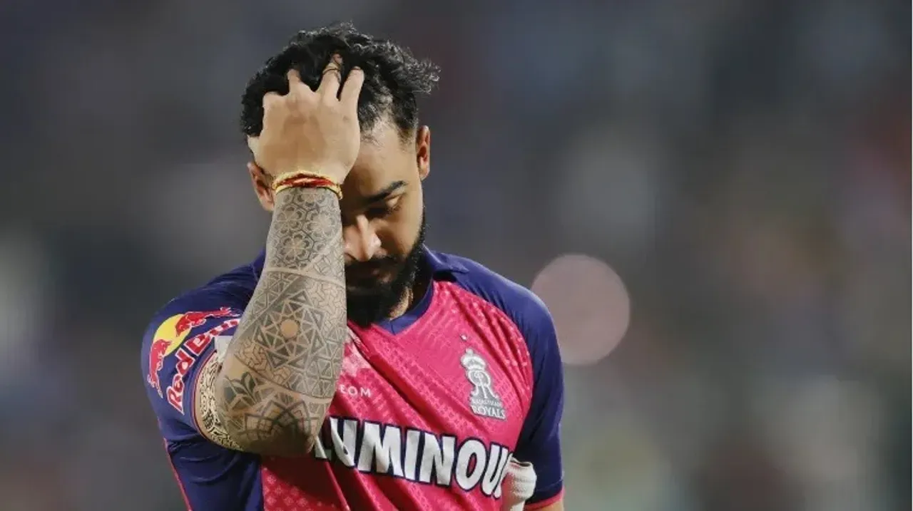 IPL 2026ରେ vaping ଘଟଣା ପାଇଁ Riyan Paragଙ୍କୁ BCCIର ଜରିମାନା