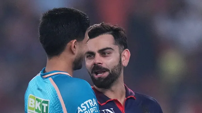 CSK ପରେ RCBକୁ ମଧ୍ୟ ମଜାଦାର କଟାକ୍ଷ କଲେ ଶୁଭମନ ଗିଲ୍, Virat Kohliଙ୍କ ସହ ହାସ୍ୟରସାତ୍ମକ ବ୍ୟାନ୍ଟର ହେଲା ଚର୍ଚ୍ଚାର କେନ୍ଦ୍ରବିନ୍ଦୁ