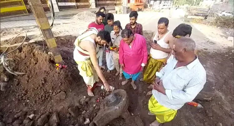 ଉଜ୍ଜୟିନୀ ମହାକାଳେଶ୍ୱର ମନ୍ଦିର ବିସ୍ତାର କାମ ବେଳେ ମିଳିଲା ଶିବଲିଙ୍ଗ, ଭକ୍ତମାନଙ୍କ ଭିଡ଼