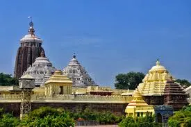 ସବିତ୍ରୀ ଅମାବାସ୍ୟାରେ ପୁରୀ ଶ୍ରୀମନ୍ଦିରରେ ଭକ୍ତିମୟ ପରିବେଶ; ଚାଲିଛି ‘ଭିତର ଚନ୍ଦନ ଯାତ୍ରା’ ଓ ଜଳକ୍ରୀଡ଼ା ନୀତି
