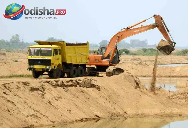 ସୁବର୍ଣ୍ଣରେଖାରୁ ବେଧଡ଼କ ବାଲି ଚାଲାଣ, ବାଲି ମାଫିଆ ସୃଷ୍ଟି କଲେ ନୂଆ ଶାଖା ନଦୀ