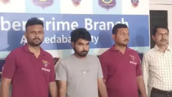 ଇନ୍‌ଷ୍ଟାଗ୍ରାମରେ ନକଲି ଜ୍ୟୋତିଷୀ ଫାନ୍ଦ, ମହିଳାଙ୍କୁ ନଗ୍ନ ଭିଡିଓ କଲ୍‌ରେ ଫସାଇ ଟଙ୍କା ଆଦାୟ