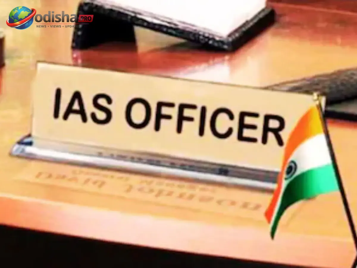 IAS ଲାଞ୍ଚ ମାମଲାରୁ କେନ୍ଦ୍ରାପଡ଼ା କଲେକ୍ଟରେଟ୍ ଆତ୍ମହତ୍ୟା ପର୍ଯ୍ୟନ୍ତ: ଓଡ଼ିଶାରେ ପ୍ରଶାସନିକ ଜବାବଦେହିତାକୁ ନେଇ ବଢ଼ୁଛି ପ୍ରଶ୍ନ