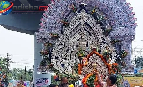 ସମ୍ବଲପୁରରେ ଭବ୍ୟ ଶିବ ବିବାହ ଉତ୍ସବ: ସୀତଳ ଷଷ୍ଠୀରେ ସାମିଲ ହେଲେ ହଜାର ହଜାର ଭକ୍ତ