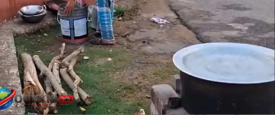 ଏଏସଆଇ ସଂରକ୍ଷିତ ଅଠରନଳା ସେତୁ ଉପରେ ଭୋଜି, ପୁରୀରେ ତୀବ୍ର ପ୍ରତିକ୍ରିୟା
