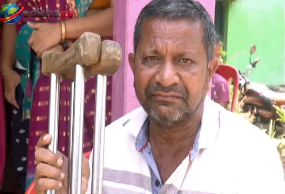 ଋଣ ଖିଲାପ ମାମଲାରେ ସିଲ୍ ହୋଇଥିବା ଦିବ୍ୟାଙ୍ଗଙ୍କ ଘର ଖୋଲିବାକୁ ନିର୍ଦ୍ଦେଶ, ବ୍ୟାଙ୍କଠାରୁ ରିପୋର୍ଟ ସଂଗ୍ରହ କଲେ ସମ୍ବଲପୁର ଜିଲ୍ଲାପାଳ