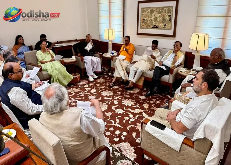 ଏସଆଇଆରକୁ ନେଇ ଇଣ୍ଡିଆ ମେଣ୍ଟର ବଡ଼ ପଦକ୍ଷେପ; ୨୩ ଦଳର ମିଳିତ ଚିଠି ପ୍ରଧାନ ବିଚାରପତିଙ୍କୁ