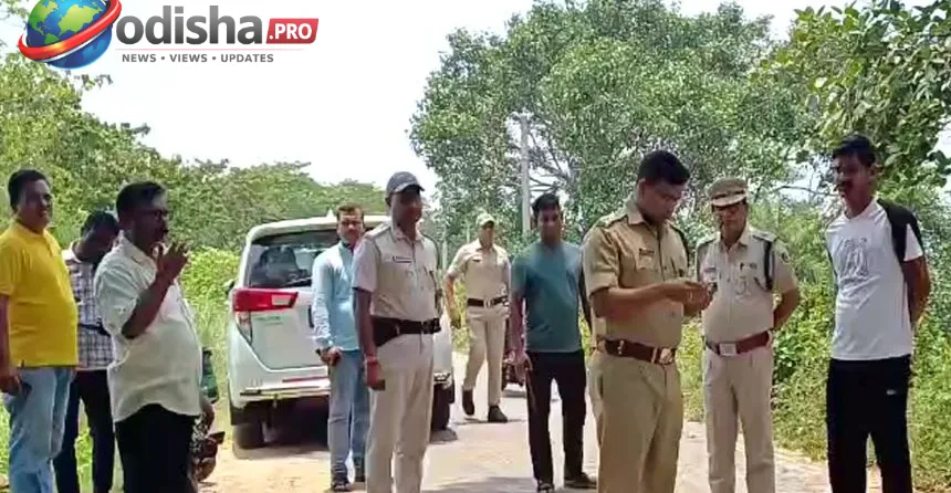 କେନ୍ଦ୍ରାପଡ଼ାର ଖୋଲା ପଡ଼ିଆରୁ ଯୁବକଙ୍କ ପଚାସଢ଼ା ମୃତଦେହ ଉଦ୍ଧାର, ପରିଚୟକୁ ନେଇ ସସ୍ପେନ୍ସ