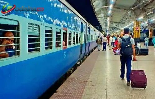 ଆଜିଠାରୁ ରେଳର ନୂଆ ନିୟମ: ଆଗୁଆ ଟିକେଟ୍ ବୁକିଂ ସୀମା ୧୨୦ରୁ କମି ୬୦ ଦିନ