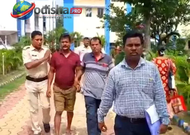 ପଶ୍ଚିମବଙ୍ଗରୁ ଆନ୍ତଃରାଜ୍ୟ ଗଞ୍ଜେଇ ଚୋରାଚାଲାଣ ଚକ୍ରର କିଙ୍ଗପିନ୍ ଗିରଫ, ଅଧା ନୋଟ୍‌ରେ ହେଉଥିଲା ଗୁପ୍ତ ପରିଚୟ