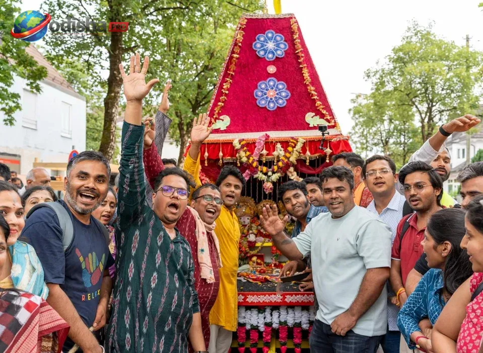 ମ୍ୟୁନିଖରେ ମହାଆଡ଼ମ୍ବରରେ ପାଳିତ ହେଲା ଶ୍ରୀଜଗନ୍ନାଥ ରଥଯାତ୍ରା; ପ୍ରାୟ ୧,୦୦୦ ଭକ୍ତଙ୍କ ଭକ୍ତିମୟ ସମାଗମ