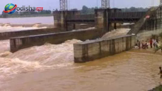 ବୈତରଣୀରେ ସାମାନ୍ୟ ବନ୍ୟା ଆଶଙ୍କା; ତଳିଆ ଅଞ୍ଚଳ ପାଇଁ ସତର୍କ ସୂଚନା ଜାରି