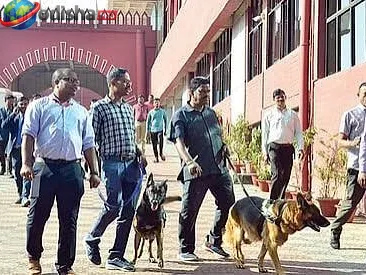 ଭୁବନେଶ୍ୱର କୋର୍ଟକୁ ବୋମା ଧମକ: ଚାଲିଛି ବ୍ୟାପକ ତଲାସି, ମୁତୟନ ବୋମା ନିଷ୍କ୍ରିୟକରଣ ସ୍କ୍ୱାଡ୍