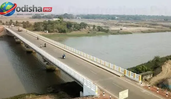ମୌସୁମୀ ସତର୍କତା: ଅସୁରକ୍ଷିତ ପୋଲ ଓ କଲଭର୍ଟ ଚିହ୍ନଟ ପାଇଁ ସମସ୍ତ ଜିଲ୍ଲାପାଳଙ୍କୁ ରିପୋର୍ଟ ତଲବ କଲେ ଓଡ଼ିଶା ସରକାର